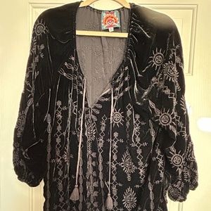 Johnny Was Back Velvet Peasant Tunic with Tone on Tone Embroidery Size XXL